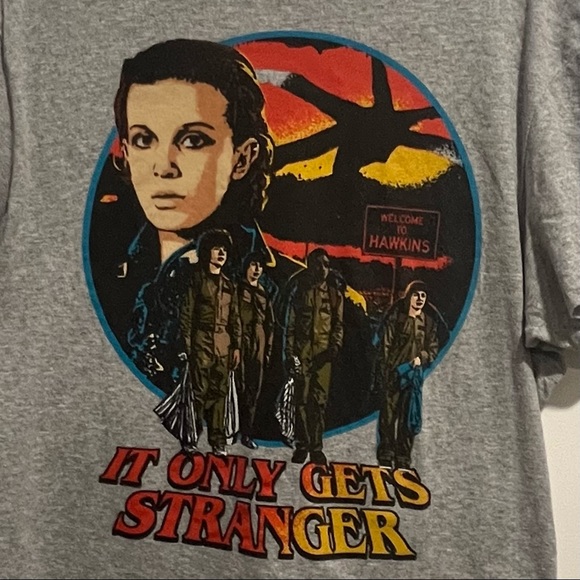 STRANGER THINGS It Only Gets Stranger Graphic Cotton Tee Shirt - Picture 2 of 6